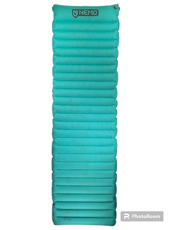 teal:#26a69a