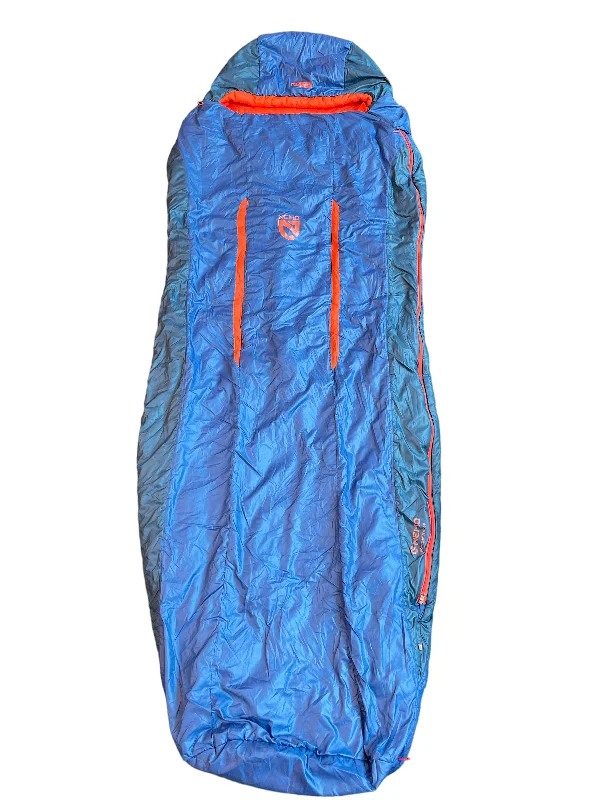 Lightweight tarp shelter-Forte Men's Synthetic Sleeping Bag